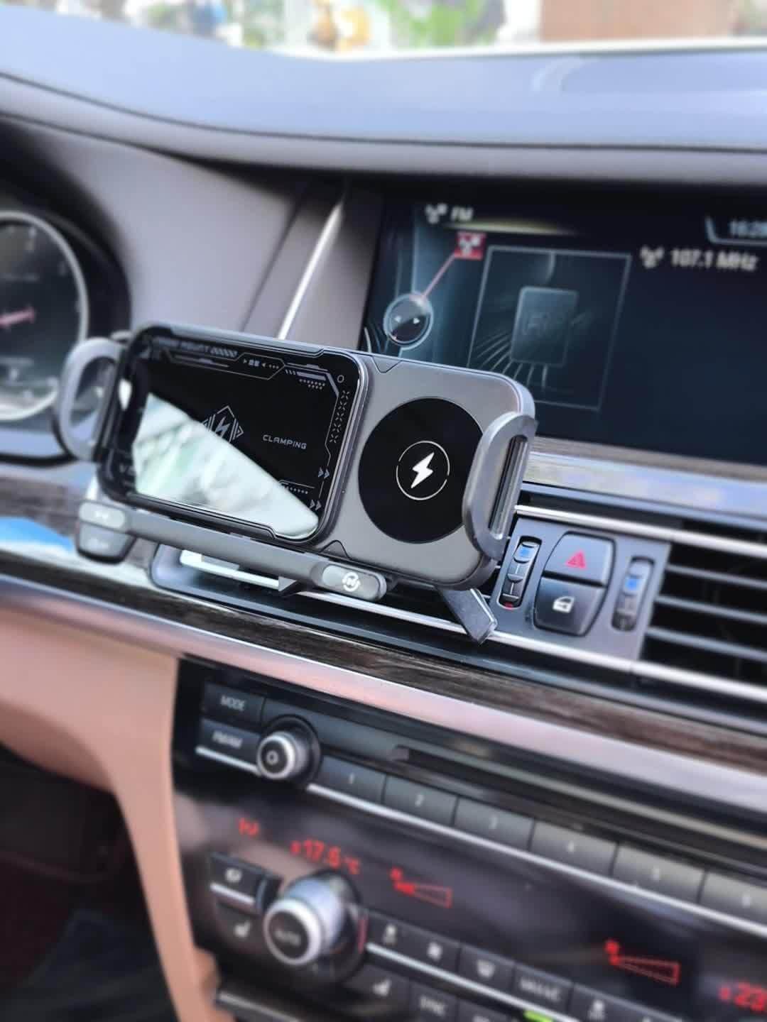 Z1 Wireless Car Charger with 15W Fast Charging