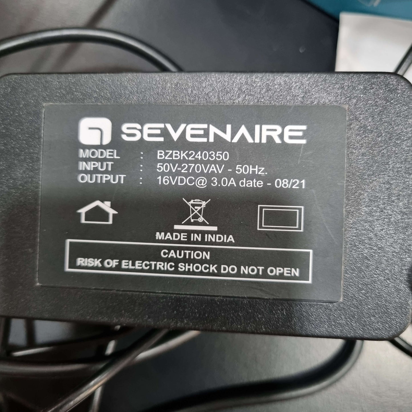 Sevenaire Charging Adapter for Saturn Speaker Table
